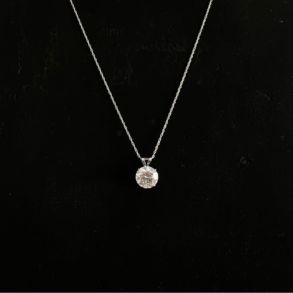 NEW 10k Gold 2ctw Solitaire Pendant Necklace